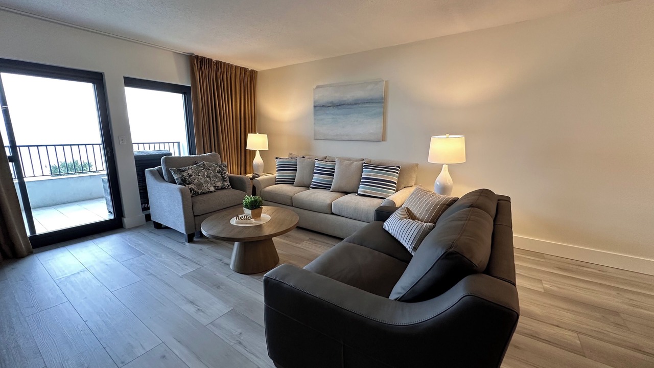 Photo of Livingroom in Destin