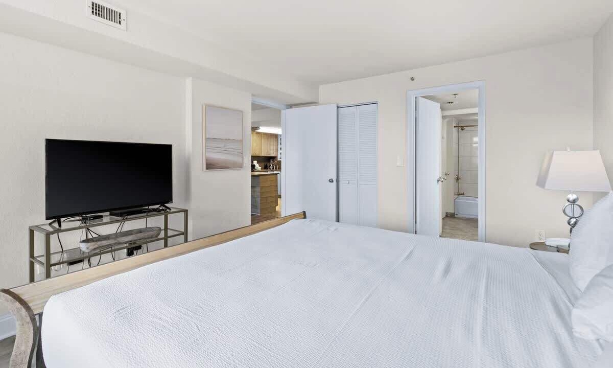 Photo of Bedroom in Destin