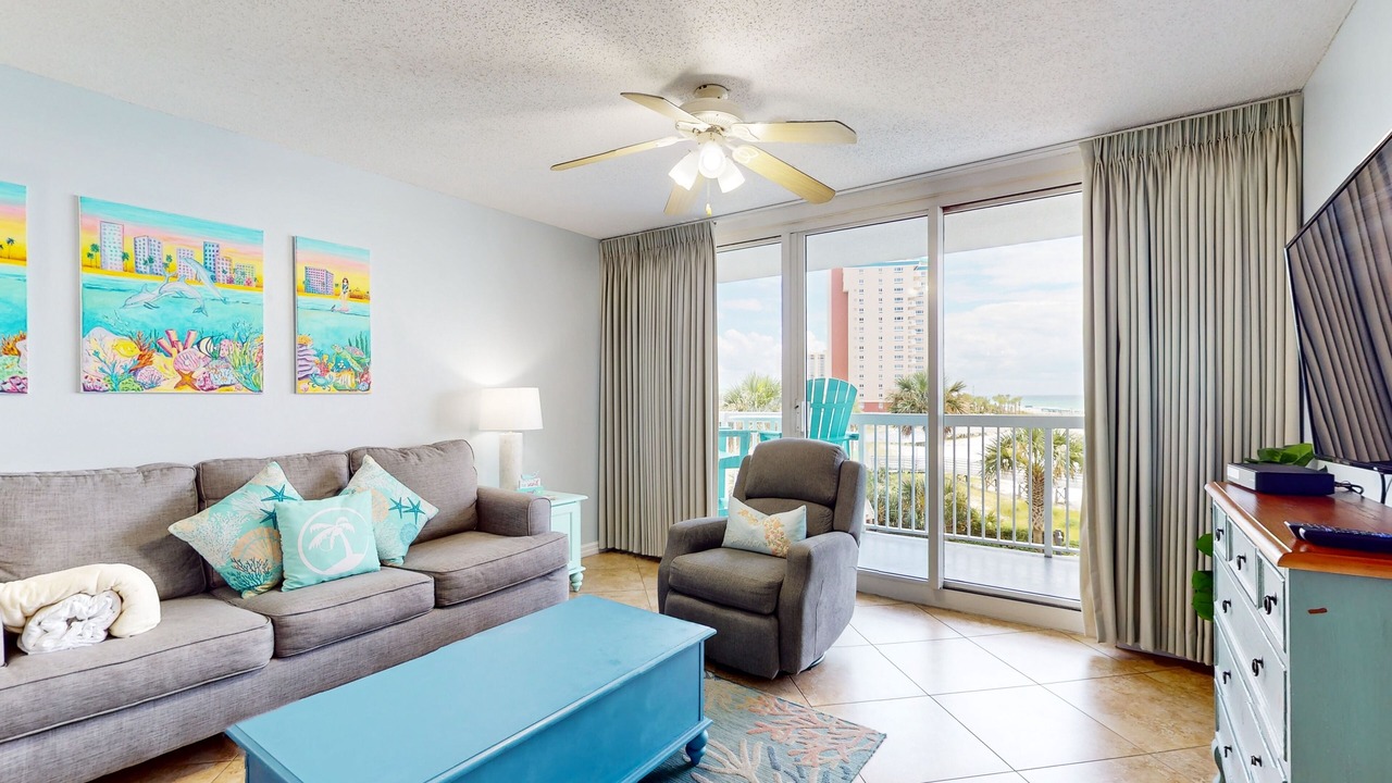 Photo of Livingroom in Destin