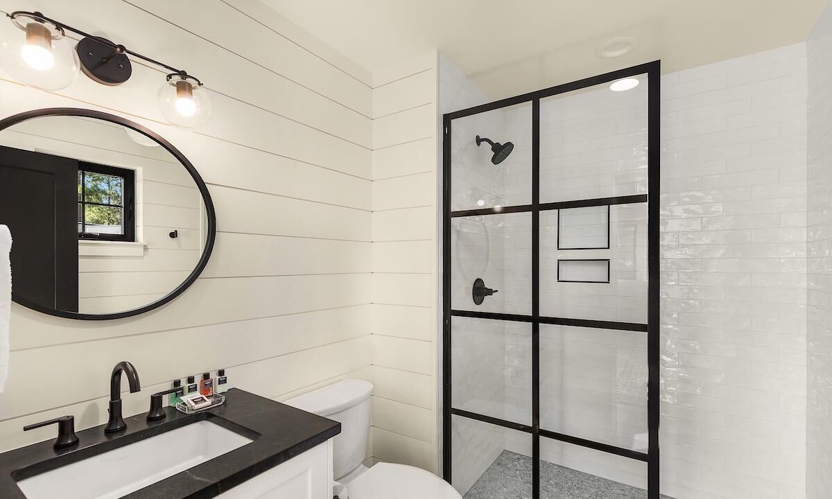Photo of Bathroom in Cle Elum
