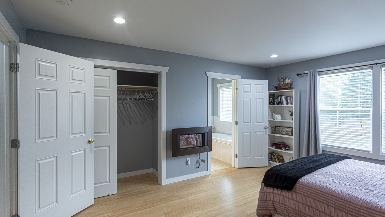 Photo of Bedroom in Tukwila