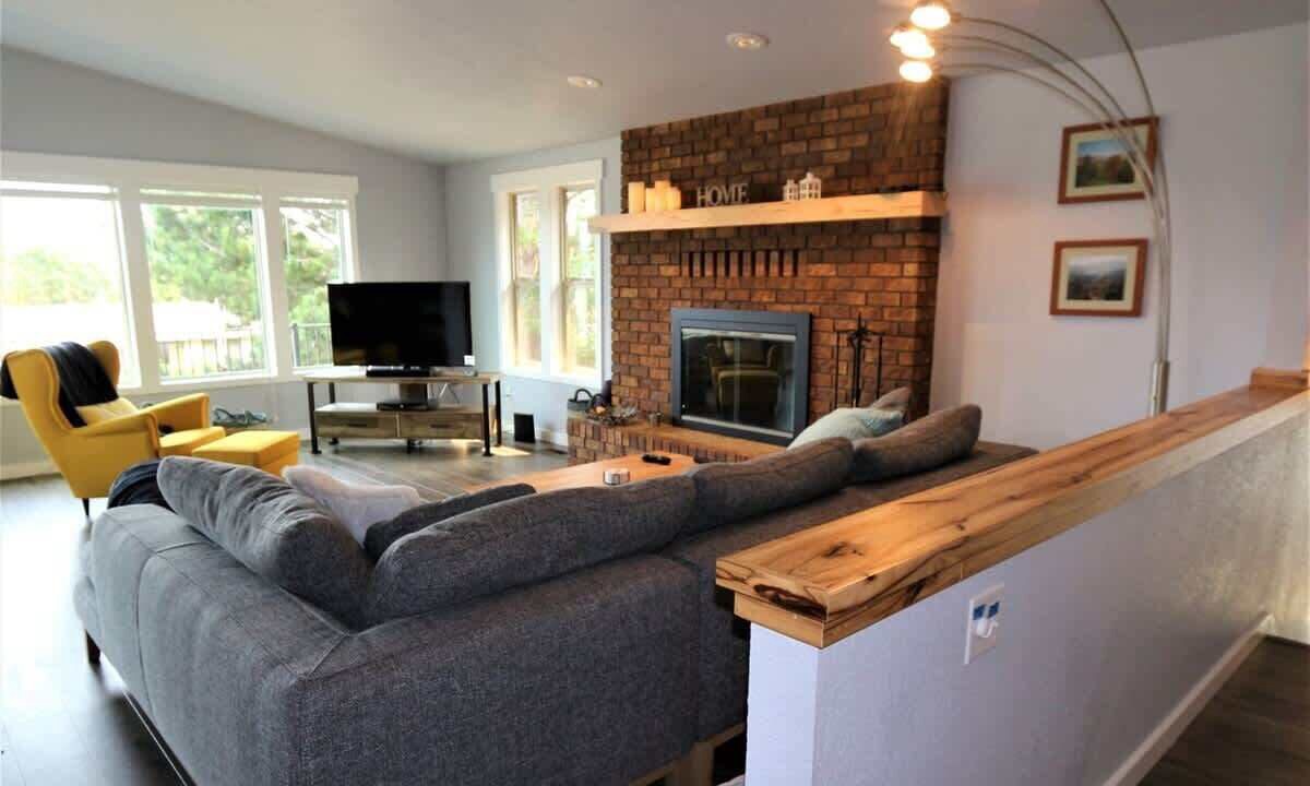 Photo of Livingroom in Port Angeles