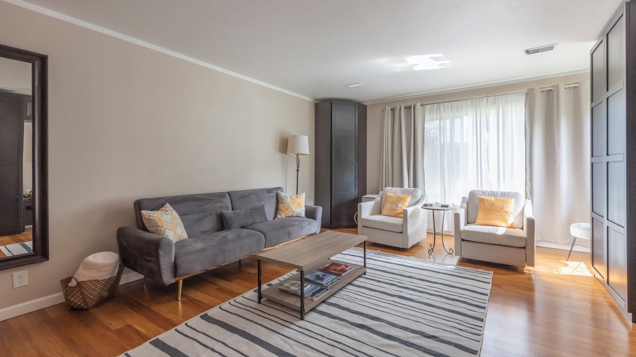 Photo of Livingroom in Renton