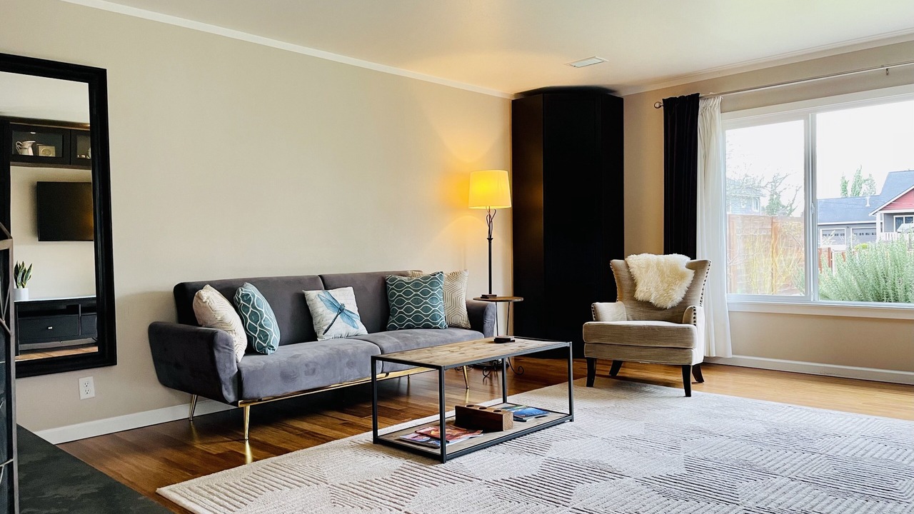 Photo of Livingroom in Renton