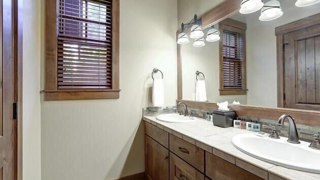 Photo of Bathroom in Cle Elum