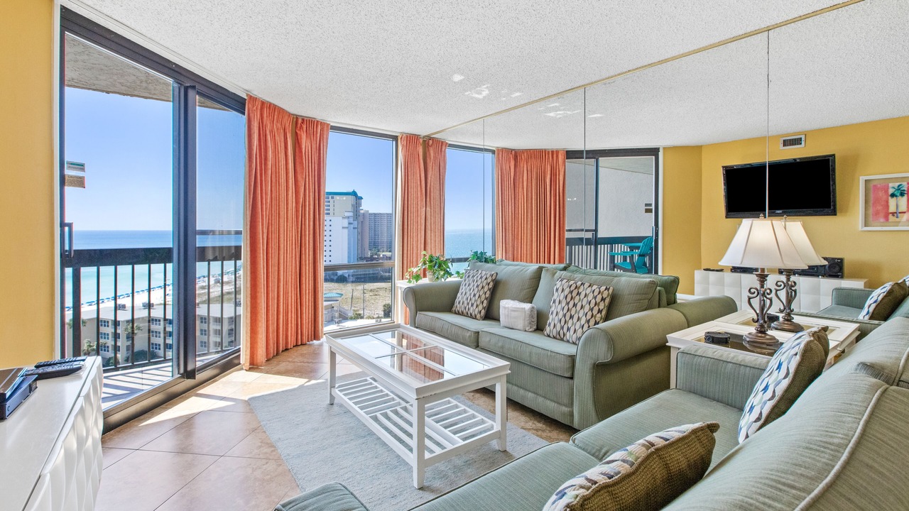 Photo of Livingroom in Destin
