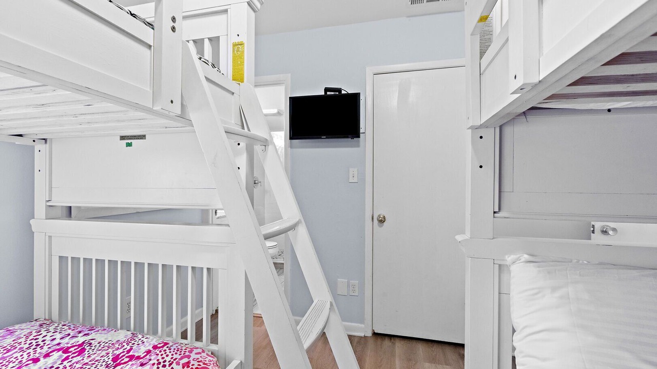 Photo of Bedroom in Destin