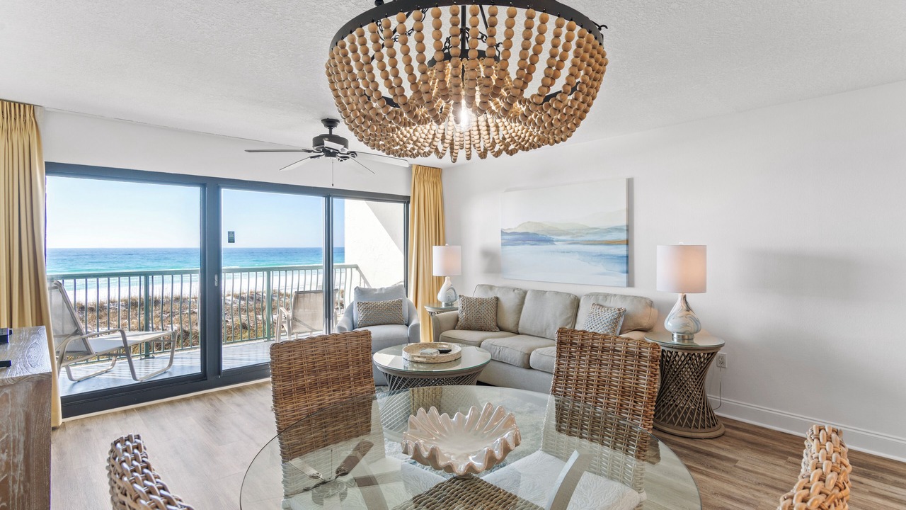 Photo of Livingroom in Destin