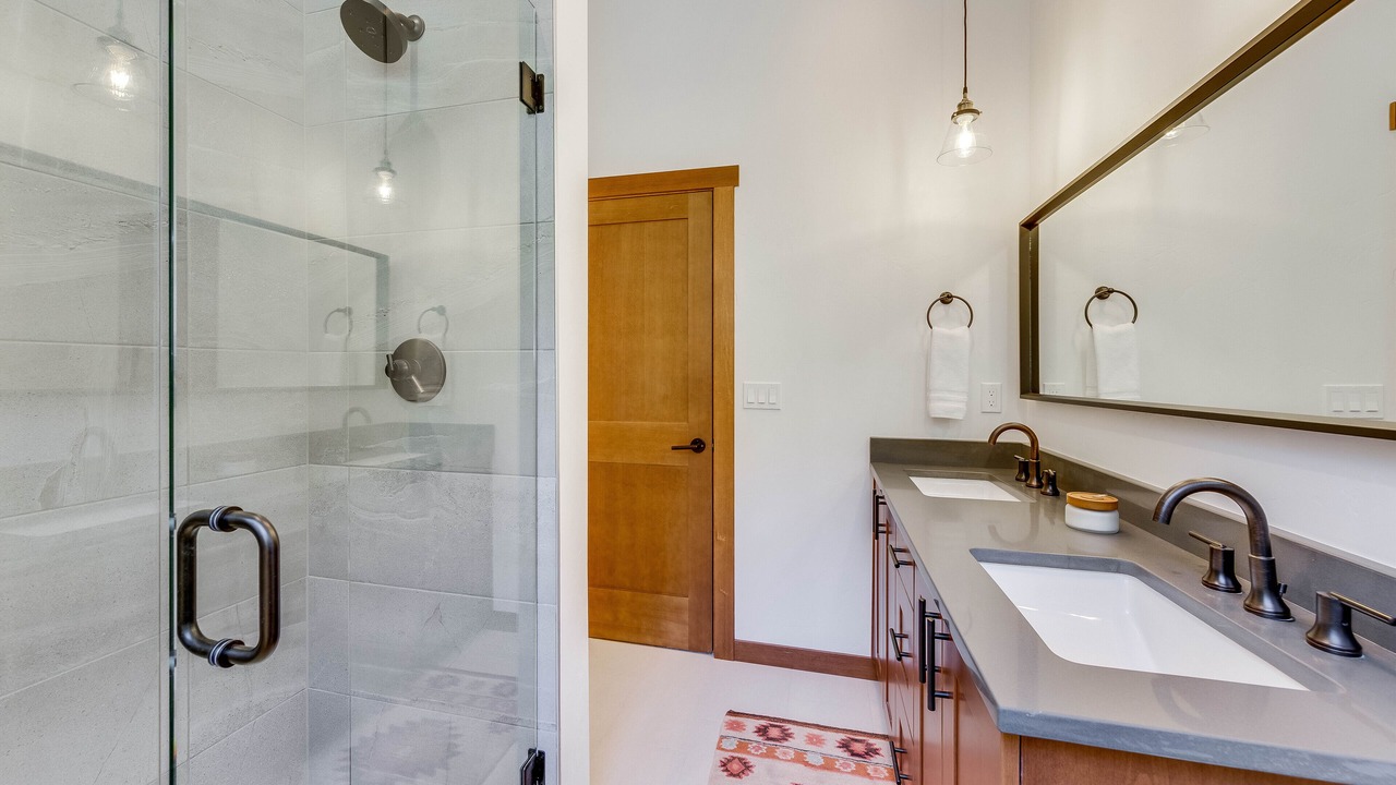 Photo of Bathroom in Cle Elum