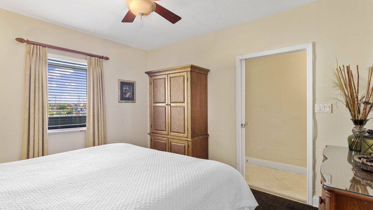 Photo of Bedroom in Destin