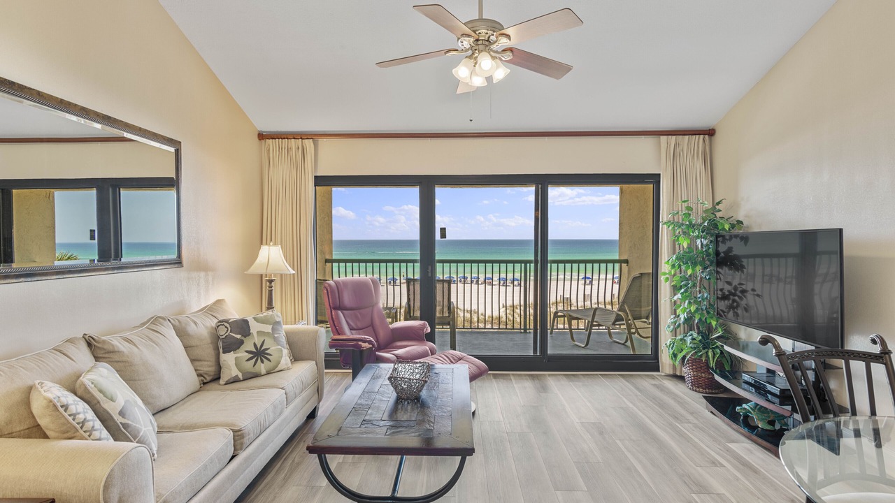 Photo of Livingroom in Destin