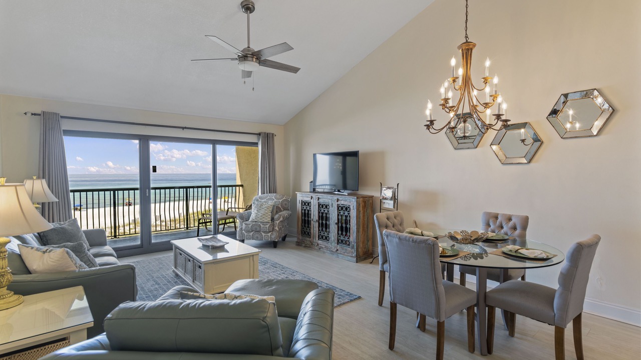 Photo of Livingroom in Destin