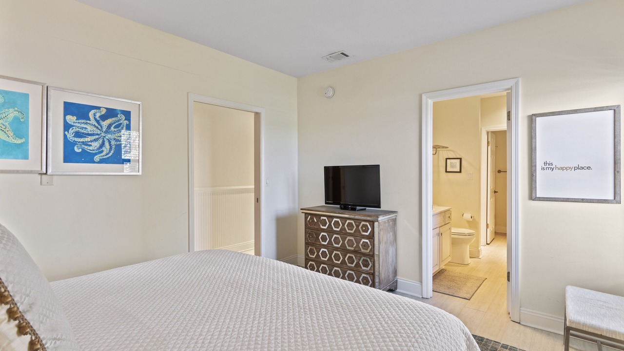 Photo of Bedroom in Destin