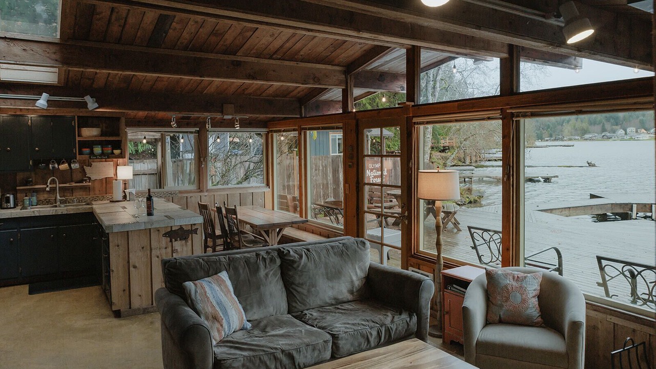 Photo of Livingroom in Port Angeles