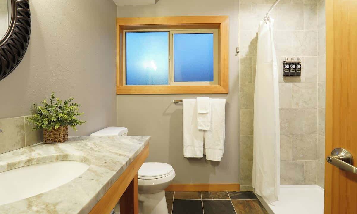 Photo of Bathroom in Glacier