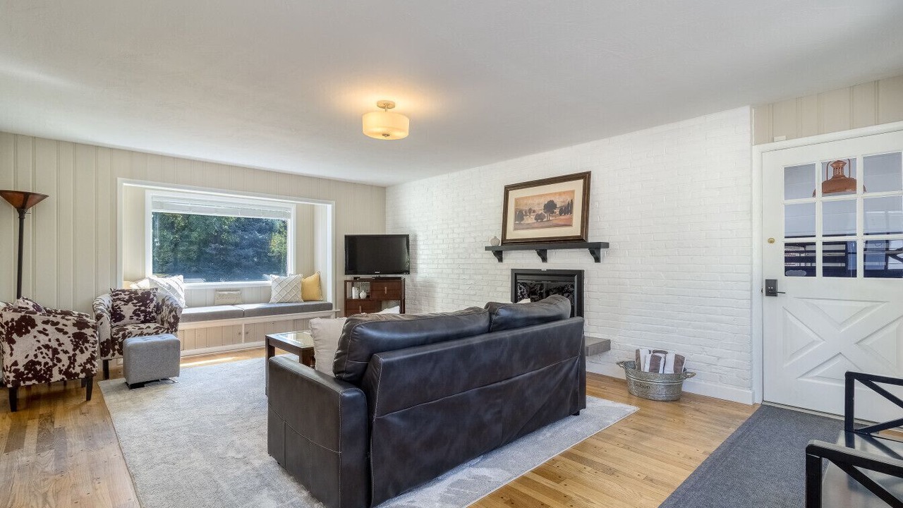 Photo of Livingroom in Walla Walla