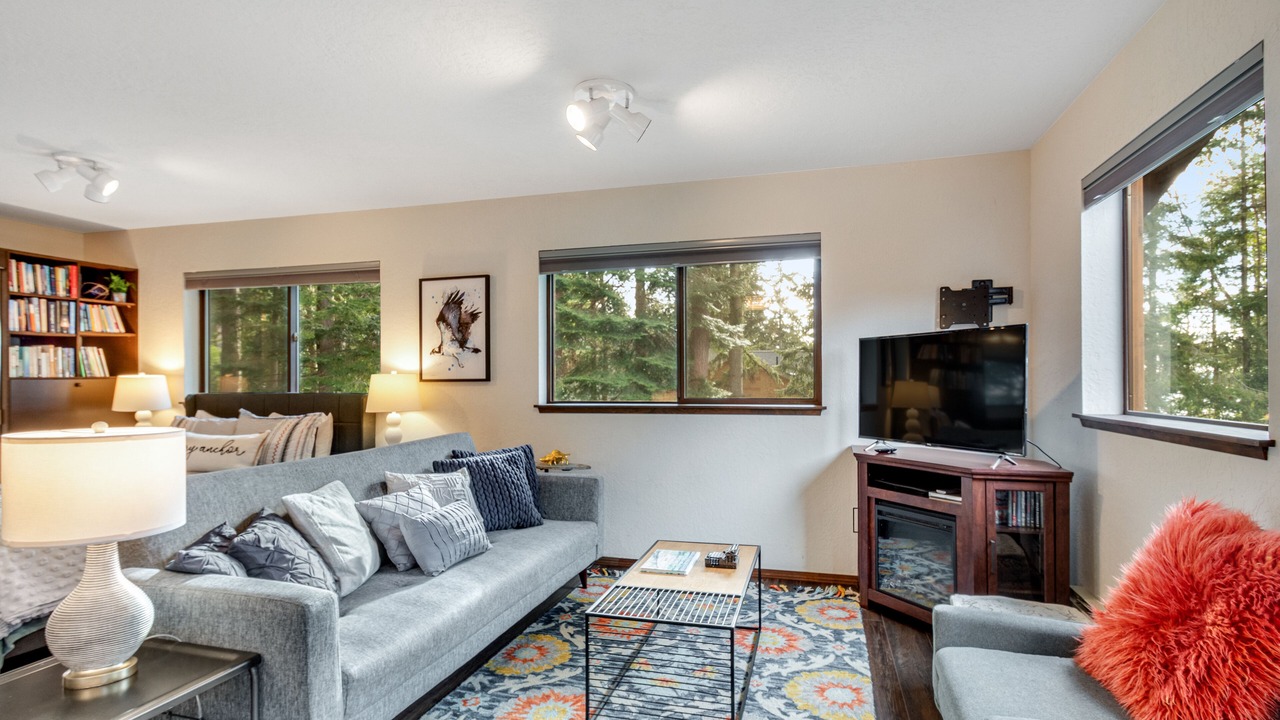 Photo of Livingroom in Coupeville