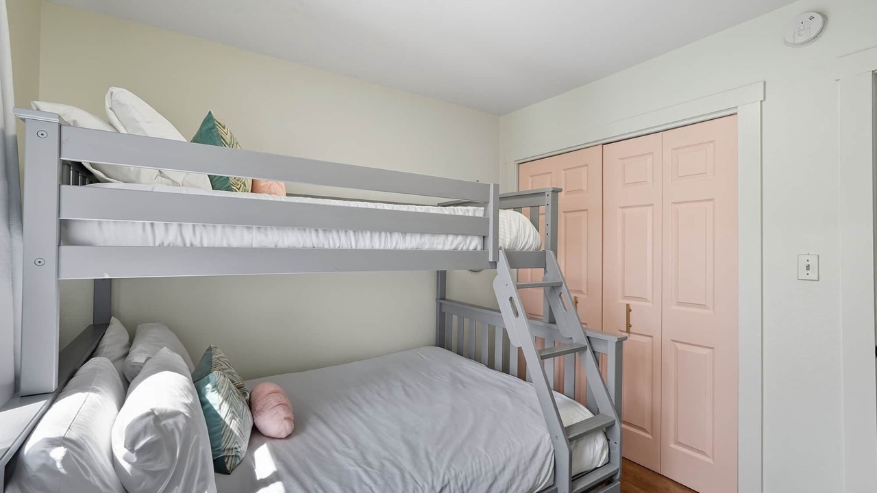 Photo of Bedroom in Destin