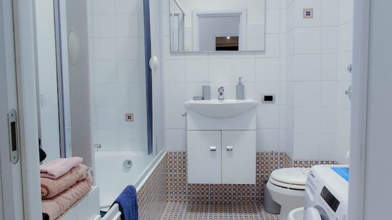 Photo of Bathroom in Rozzano