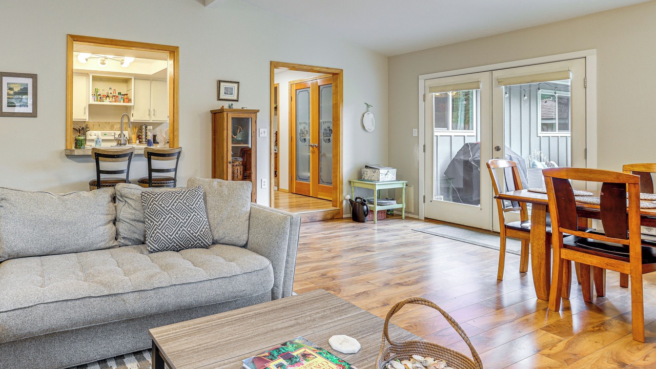 Photo of Livingroom in Port Angeles