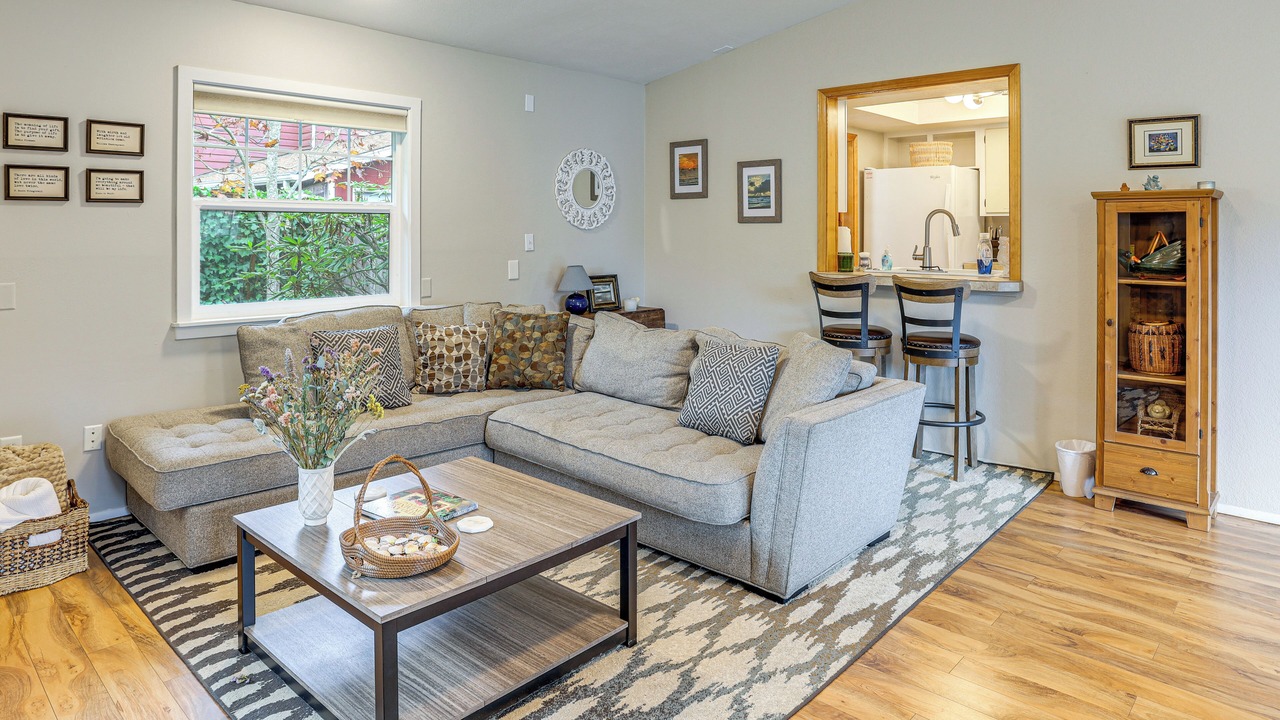 Photo of Livingroom in Port Angeles