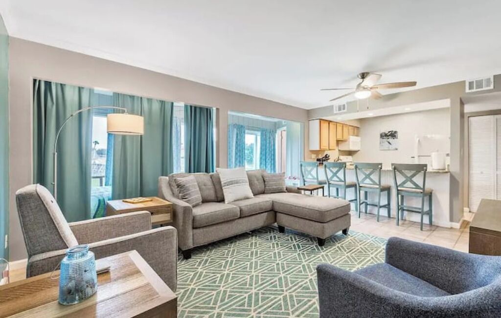 Photo of Livingroom in Destin