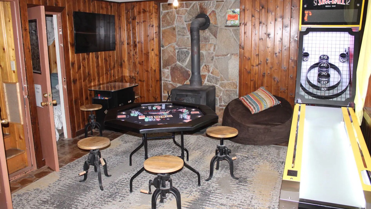 Photo of Bedroom in Leavenworth
