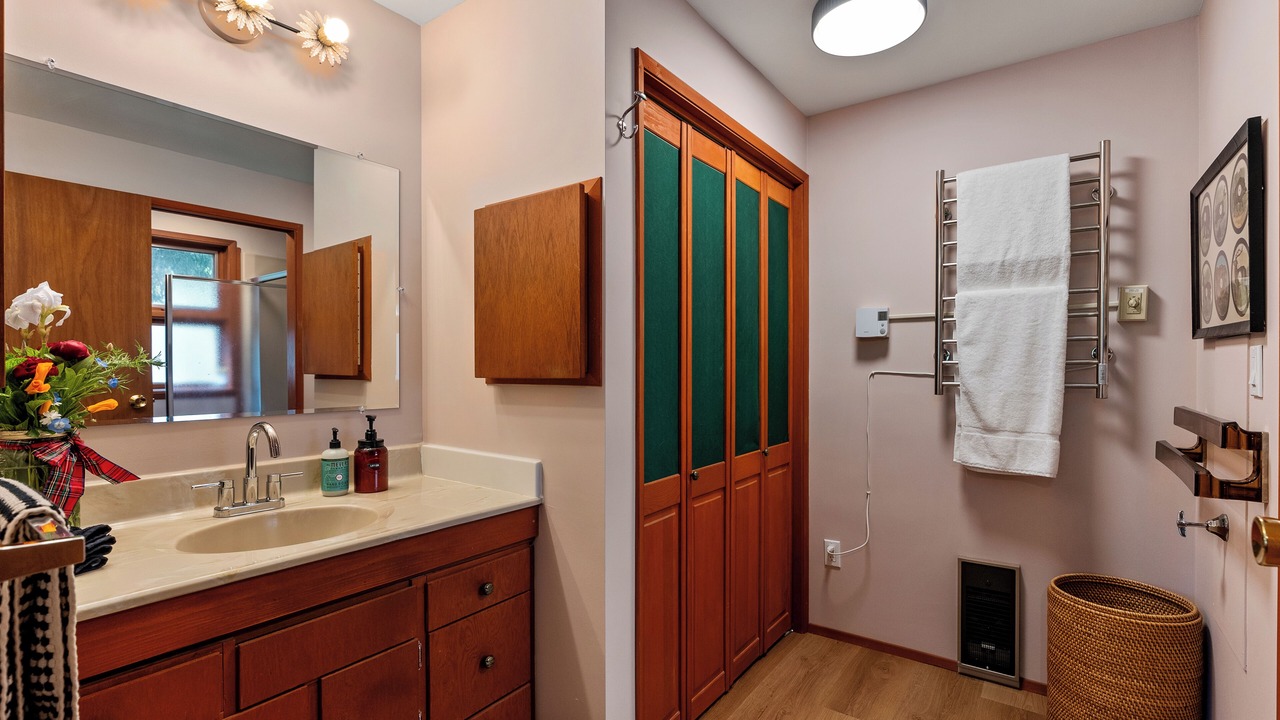 Photo of Bathroom in Cle Elum