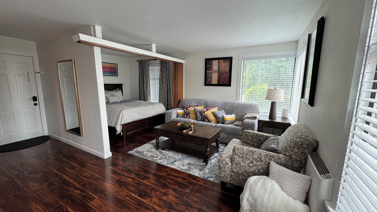 Photo of Bedroom in SeaTac