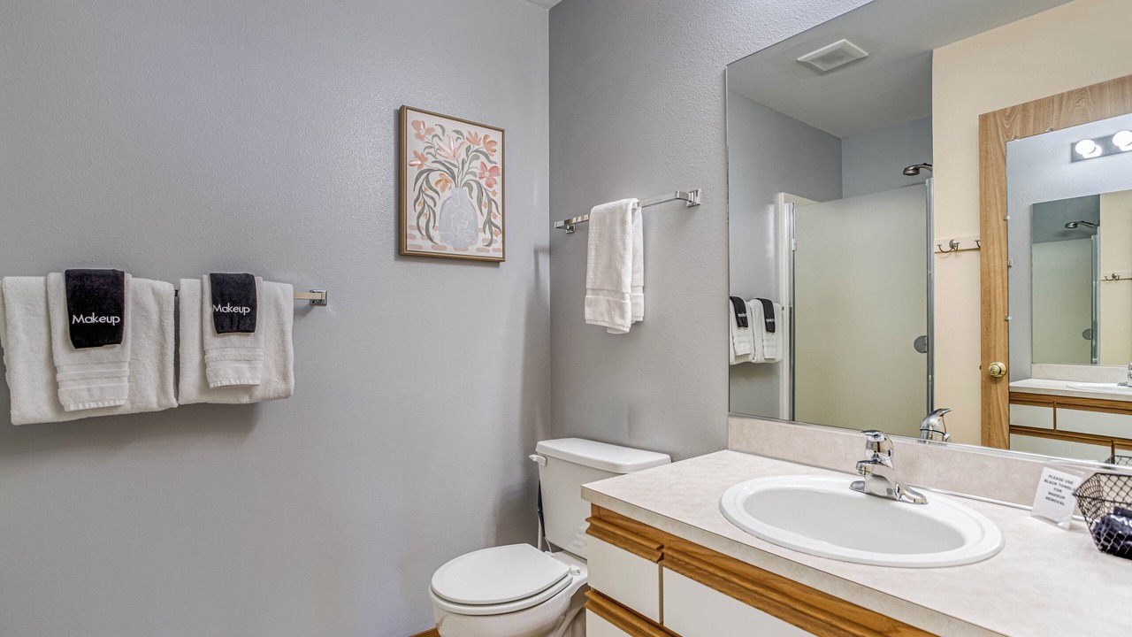 Photo of Bathroom in Downtown Leavenworth