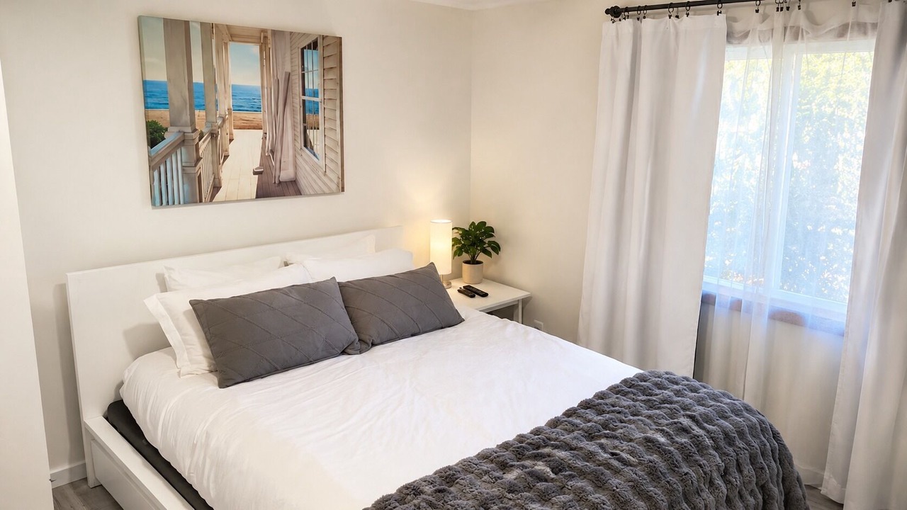 Photo of Bedroom in Long Beach
