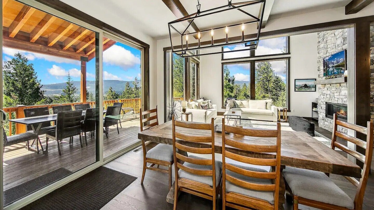 Photo of Livingroom in Cle Elum