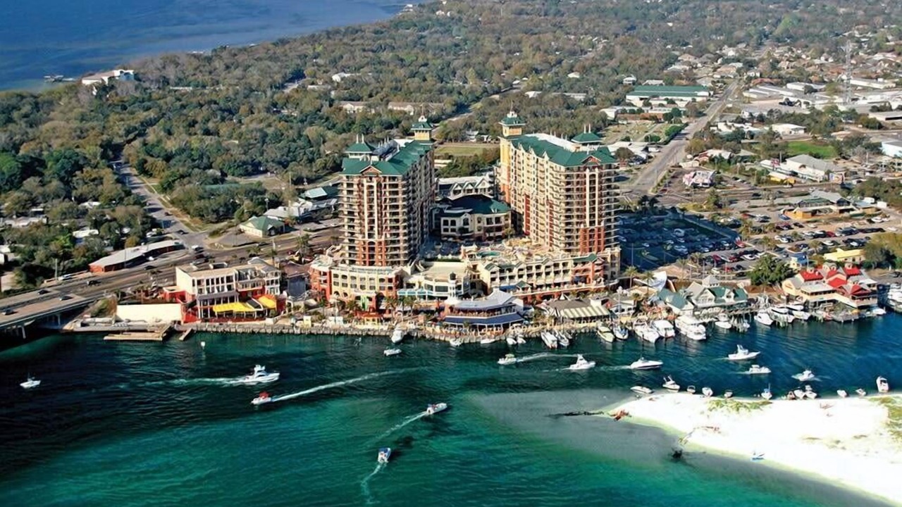 Photo of Others in Destin
