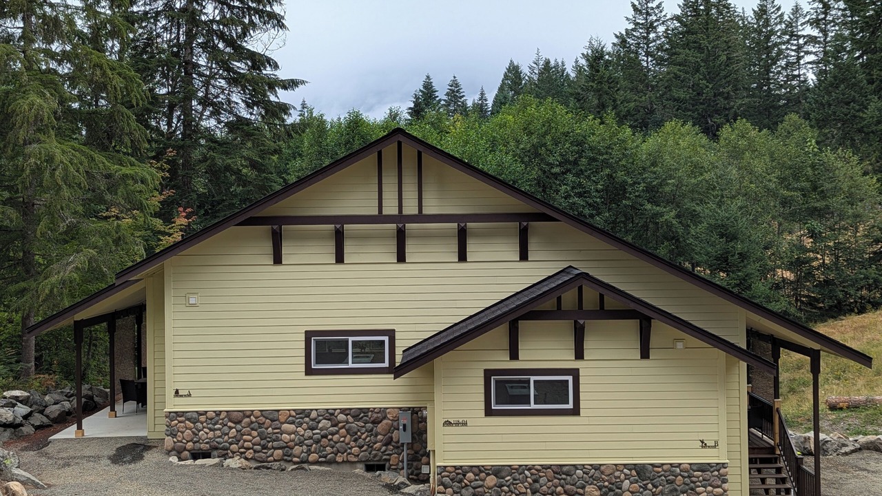 Photo of Others in Packwood