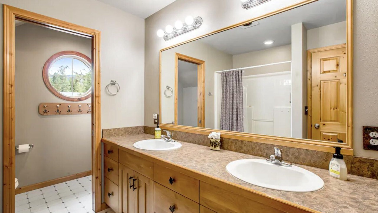 Photo of Bathroom in Ronald