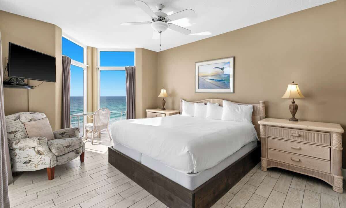Photo of Bedroom in Destin