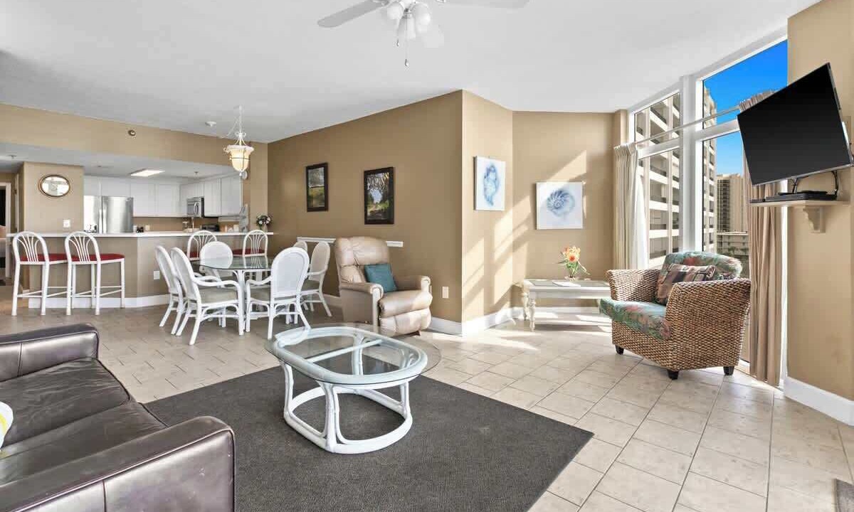 Photo of Livingroom in Destin