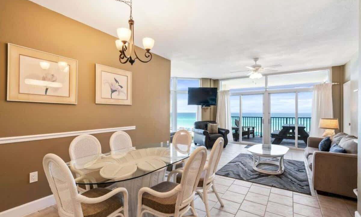 Photo of Others in Destin
