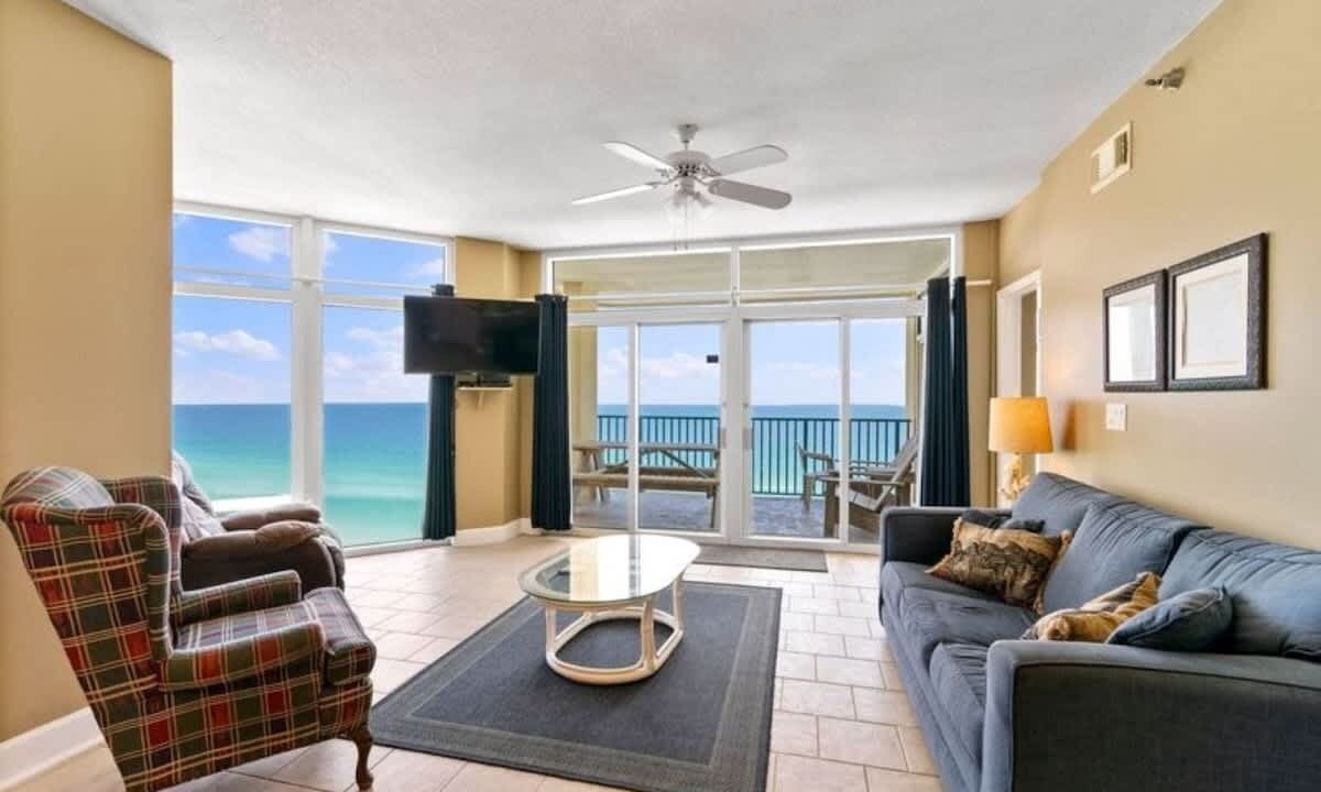 Photo of Livingroom in Destin