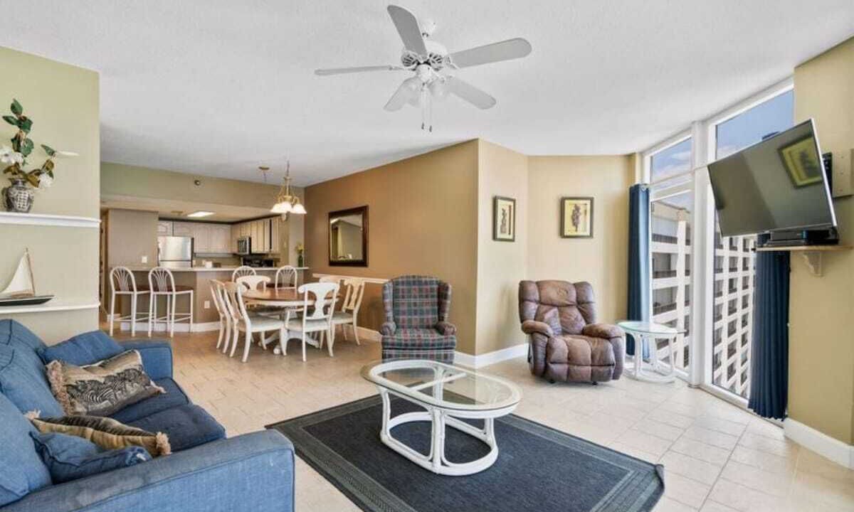 Photo of Livingroom in Destin