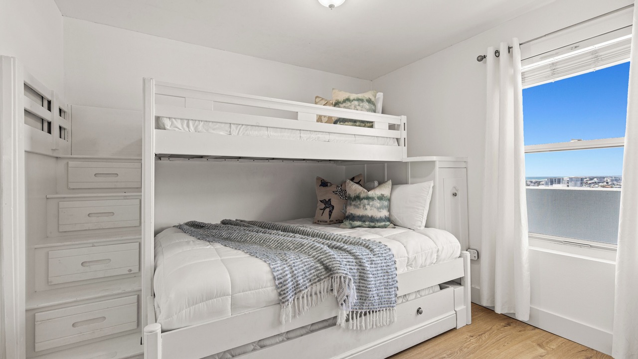 Photo of Bedroom in Destin