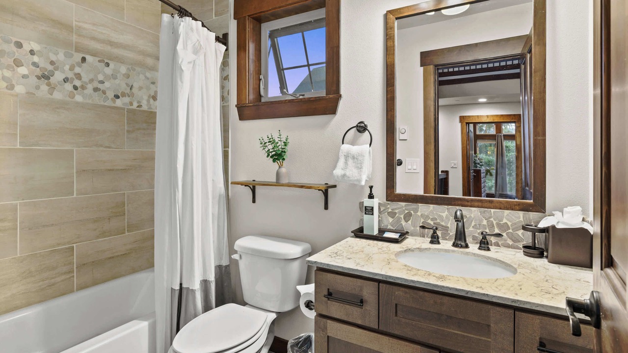 Photo of Bathroom in Cle Elum