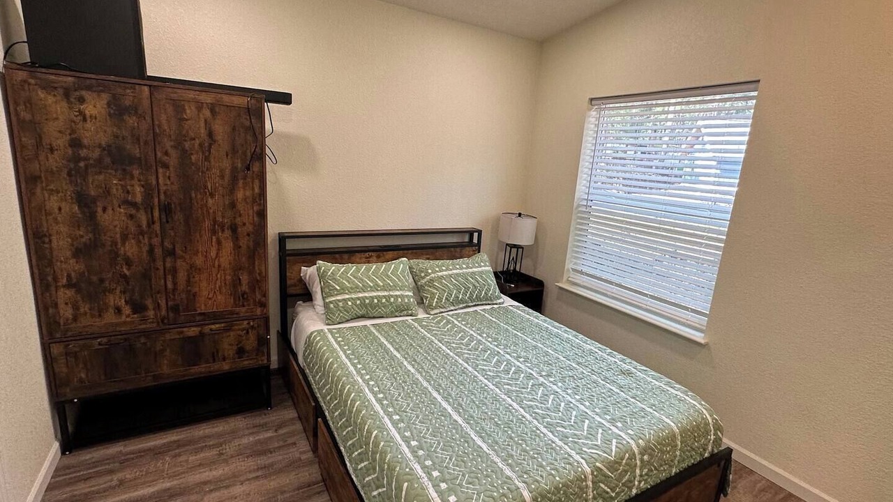 Photo of Bedroom in Hoodsport