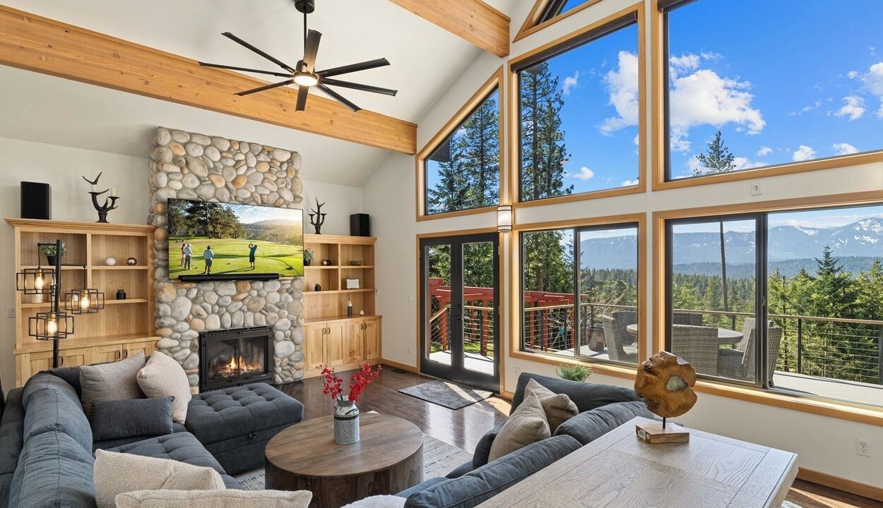 Photo of Livingroom in Ronald
