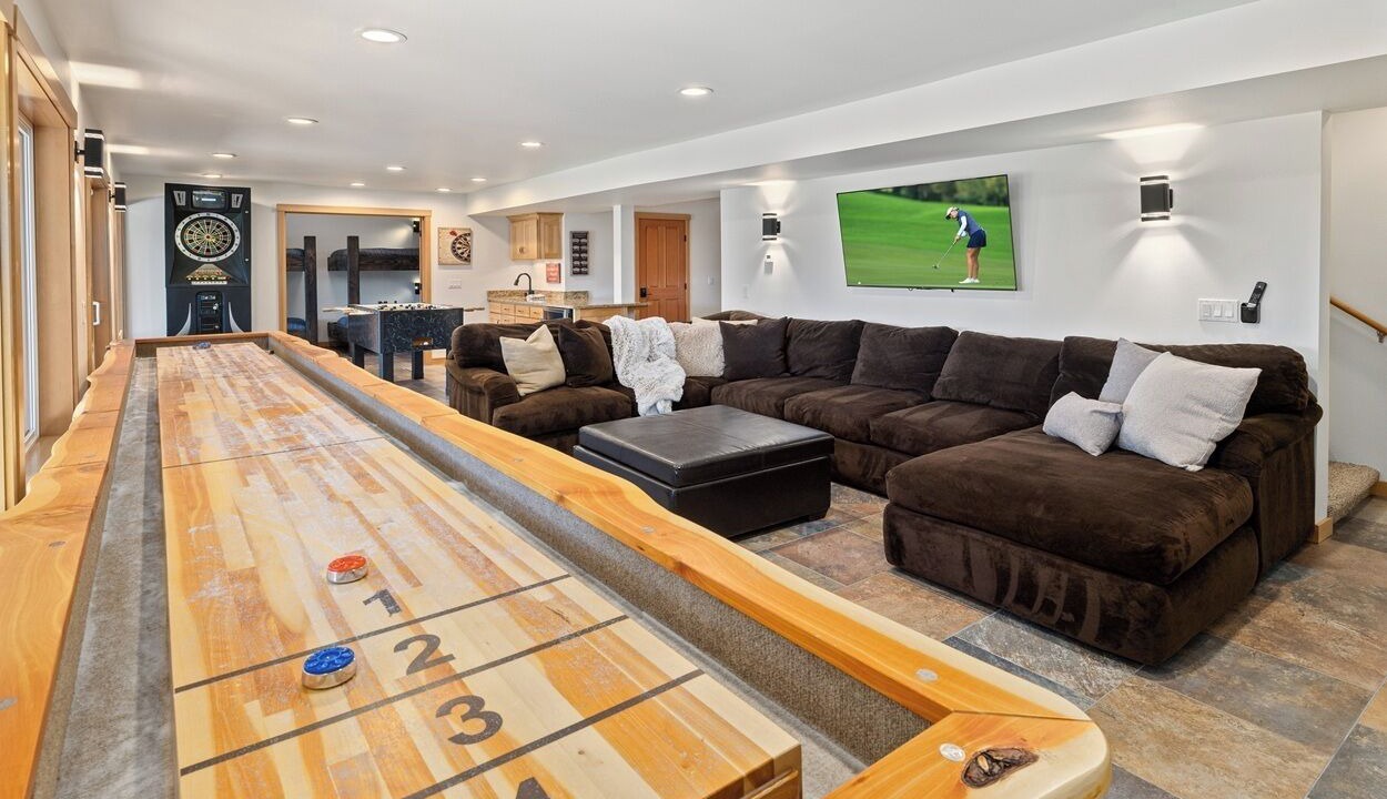 Photo of Livingroom in Ronald