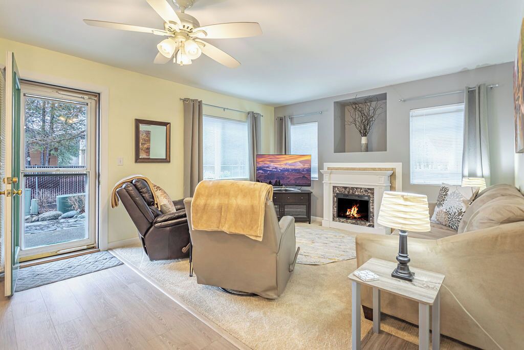 Photo of Livingroom in Downtown Leavenworth