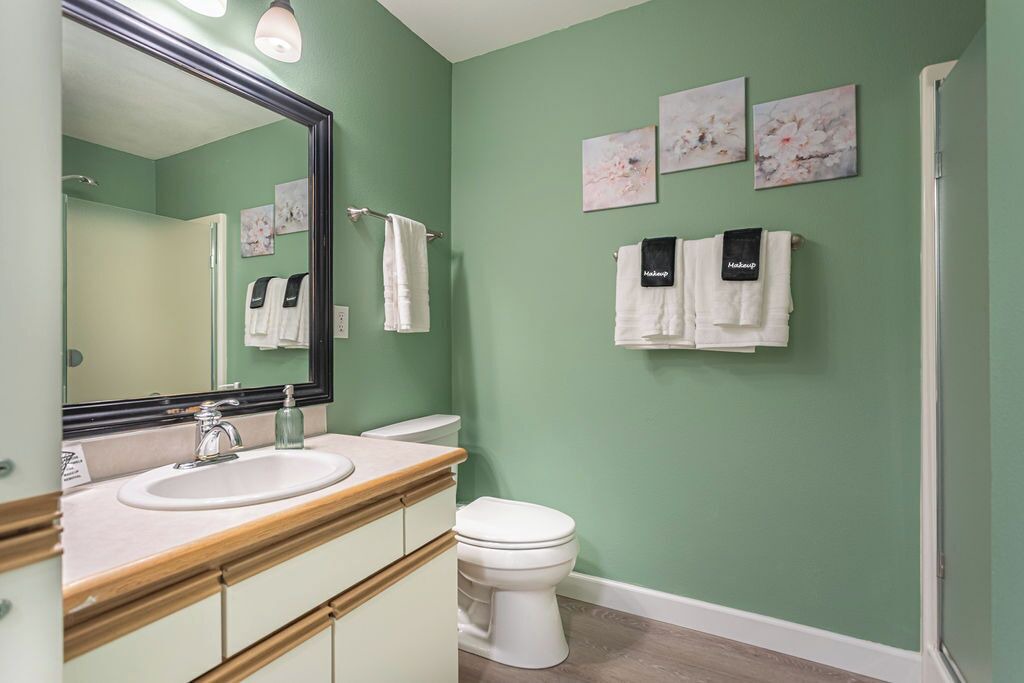 Photo of Bathroom in Downtown Leavenworth