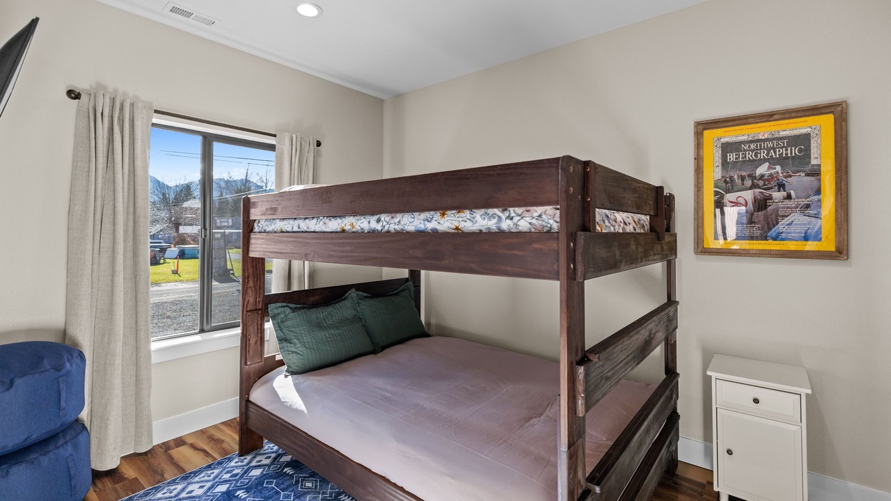 Photo of Bedroom in Packwood