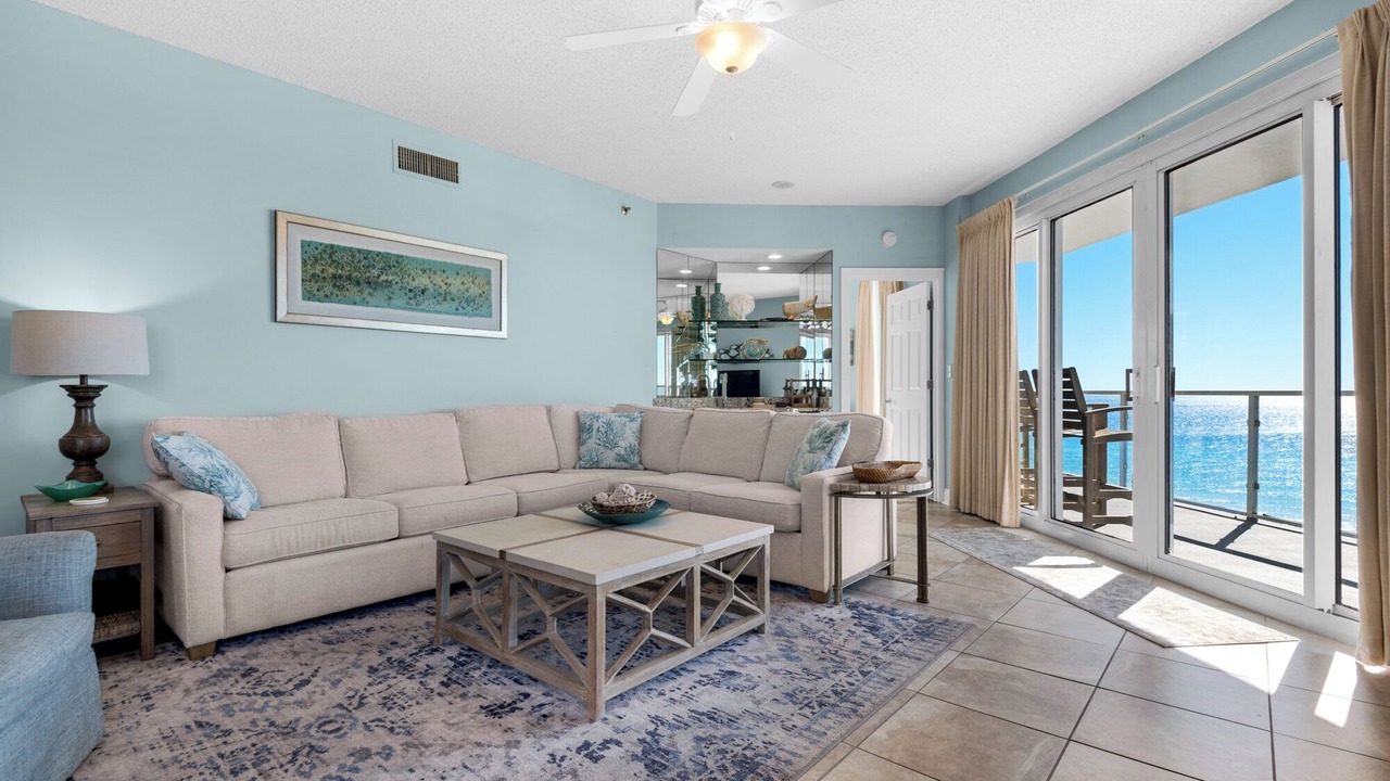 Photo of Livingroom in Destin