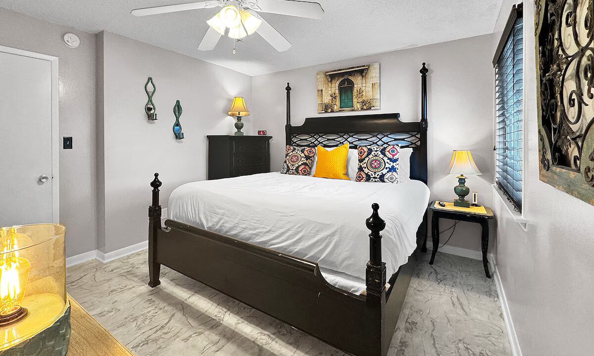 Photo of Bedroom in Destin